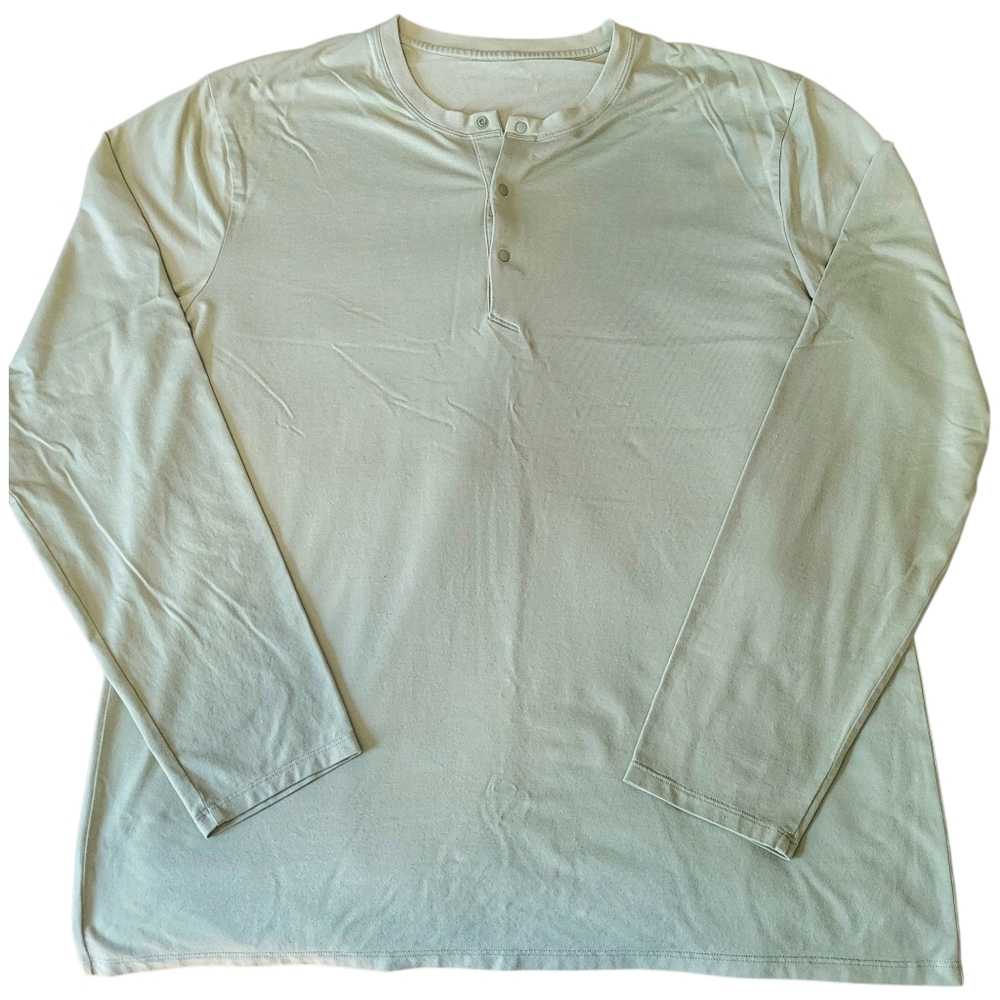 Lululemon // M's The Fundamental LS Henley // XL // Green Fern